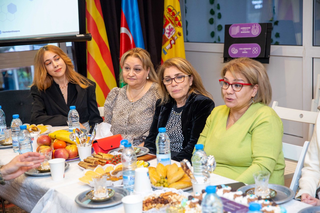 Komitə sədri Barselona Azərbaycan Evini ziyarət edib - FOTOLAR